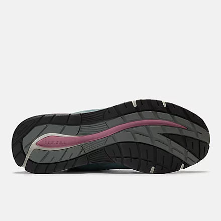 Unisex 991v2 Lifestyle Sneakers