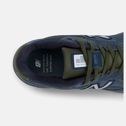 Unisex 990v4 Lifestyle Sneakers