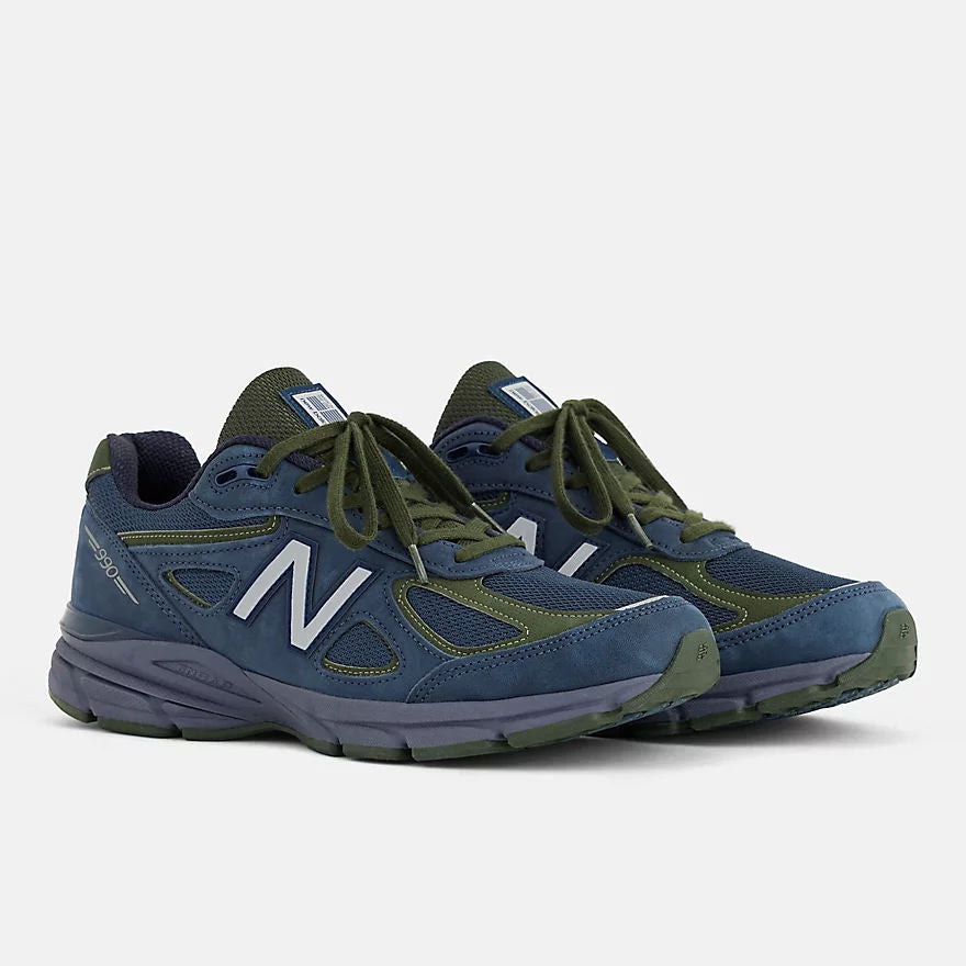 Unisex 990v4 Lifestyle Sneakers