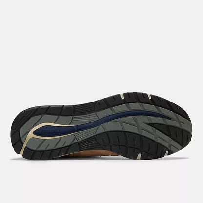 Unisex 991v2 Lifestyle Sneakers
