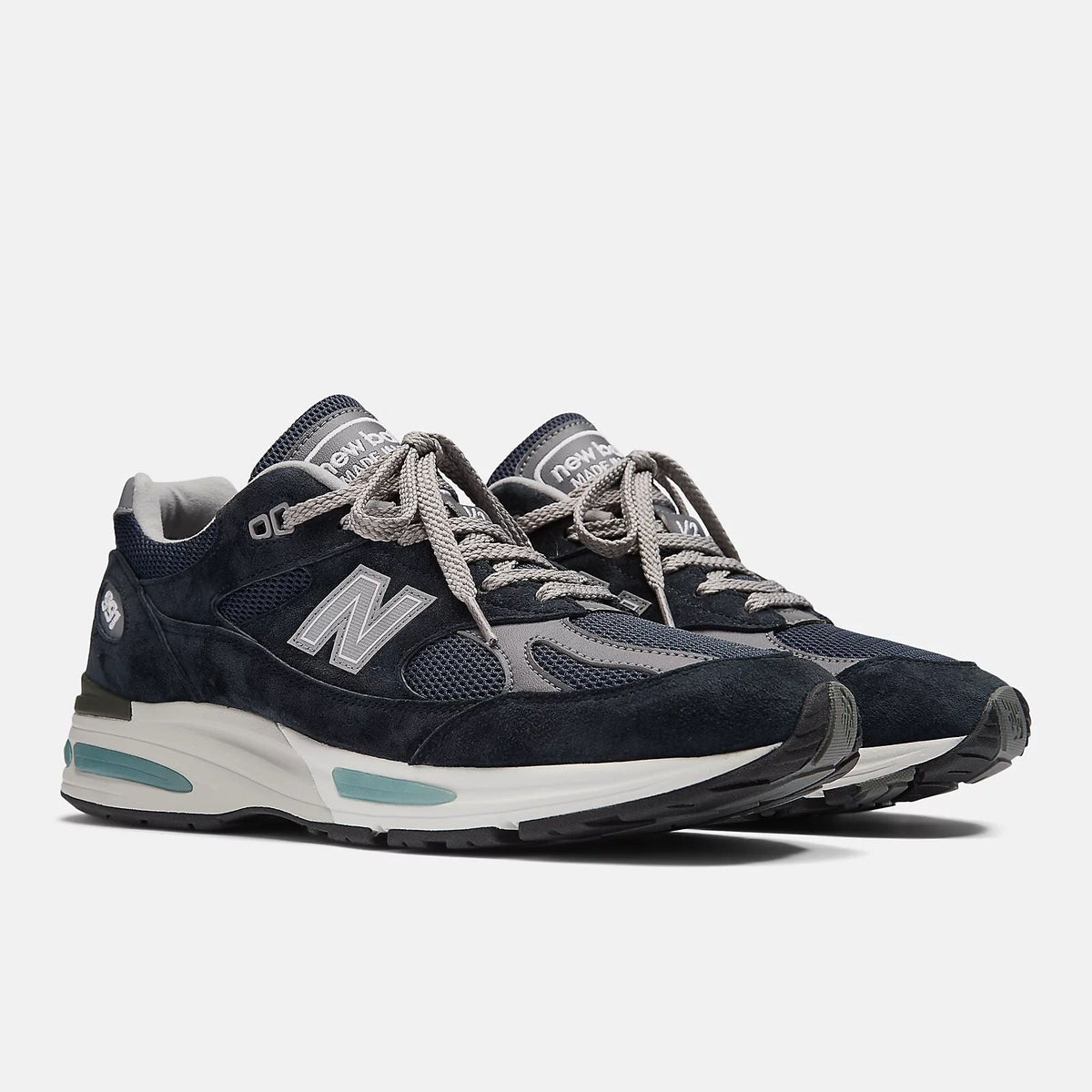 Unisex 991v2 Lifestyle Sneakers