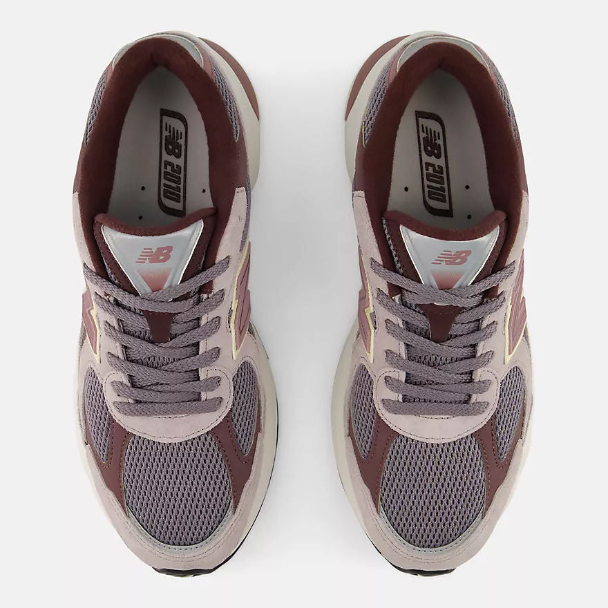 Unisex 2010 Lifestyle Sneakers