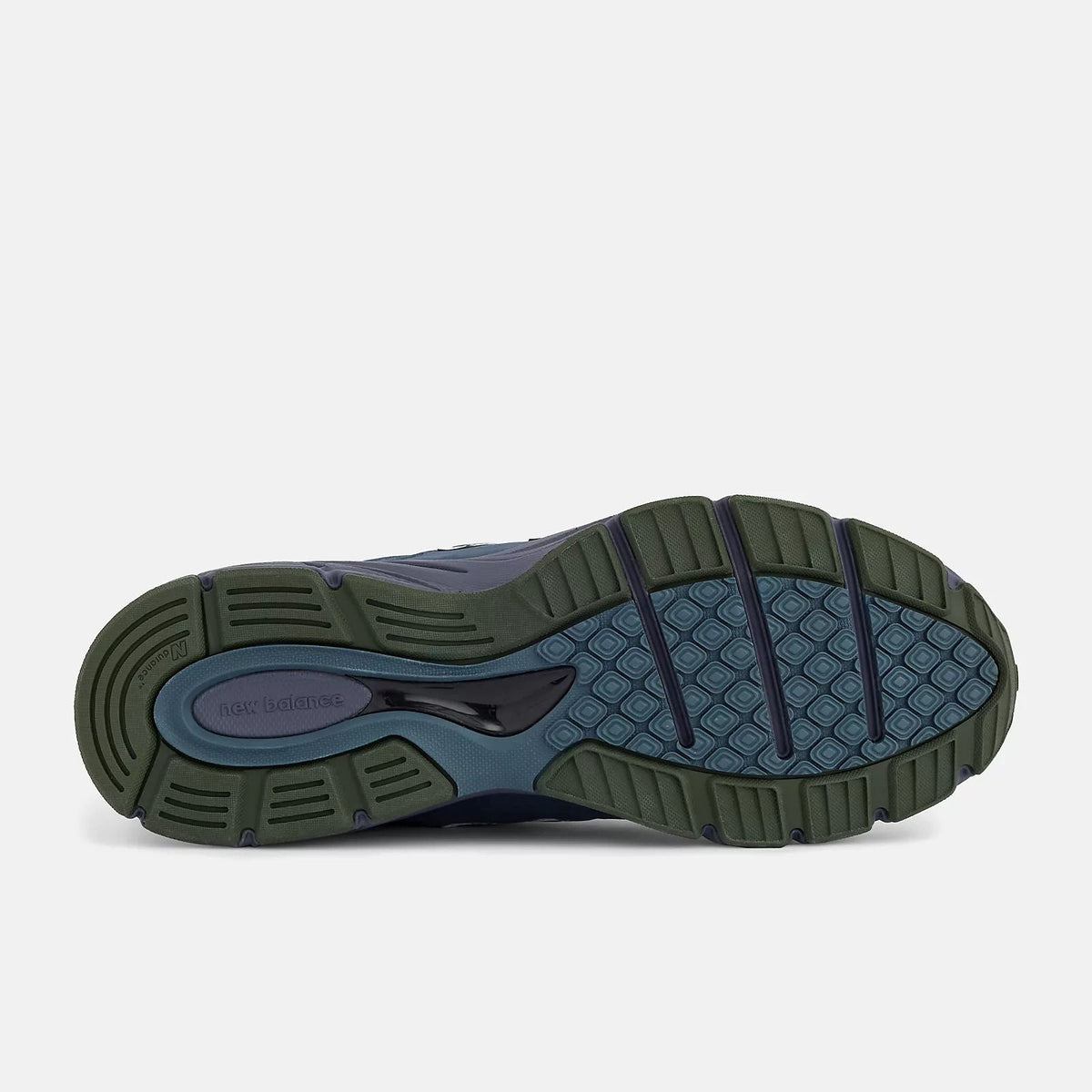 Unisex 990v4 Lifestyle Sneakers