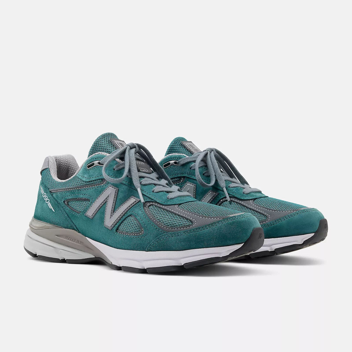 Unisex 990v4 Lifestyle Sneakers