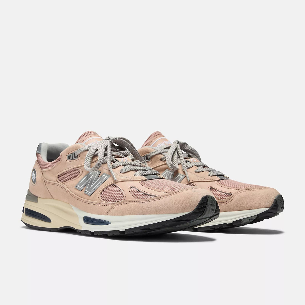 Unisex 991v2 Lifestyle Sneakers