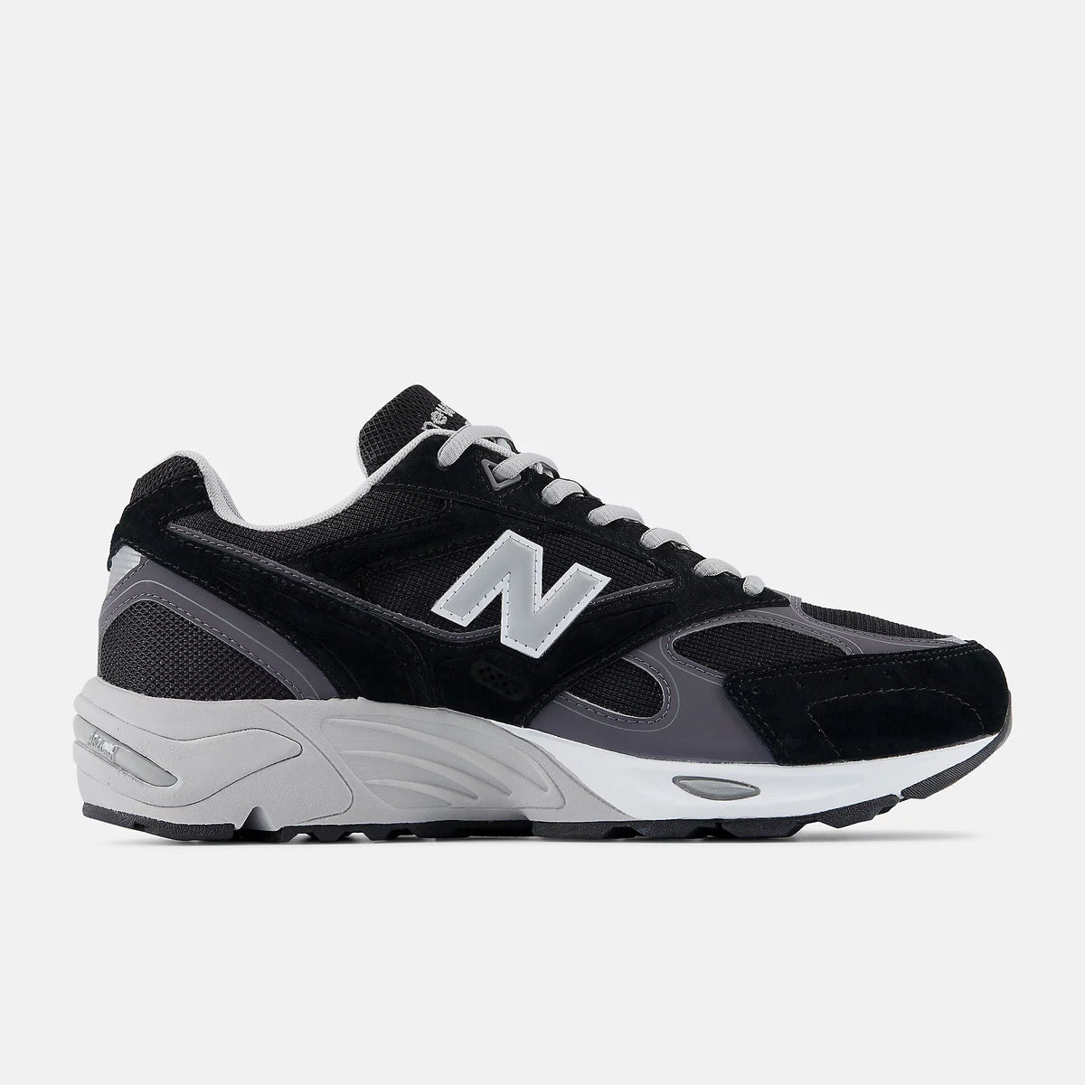 Unisex 880R Lifestyle Sneakers