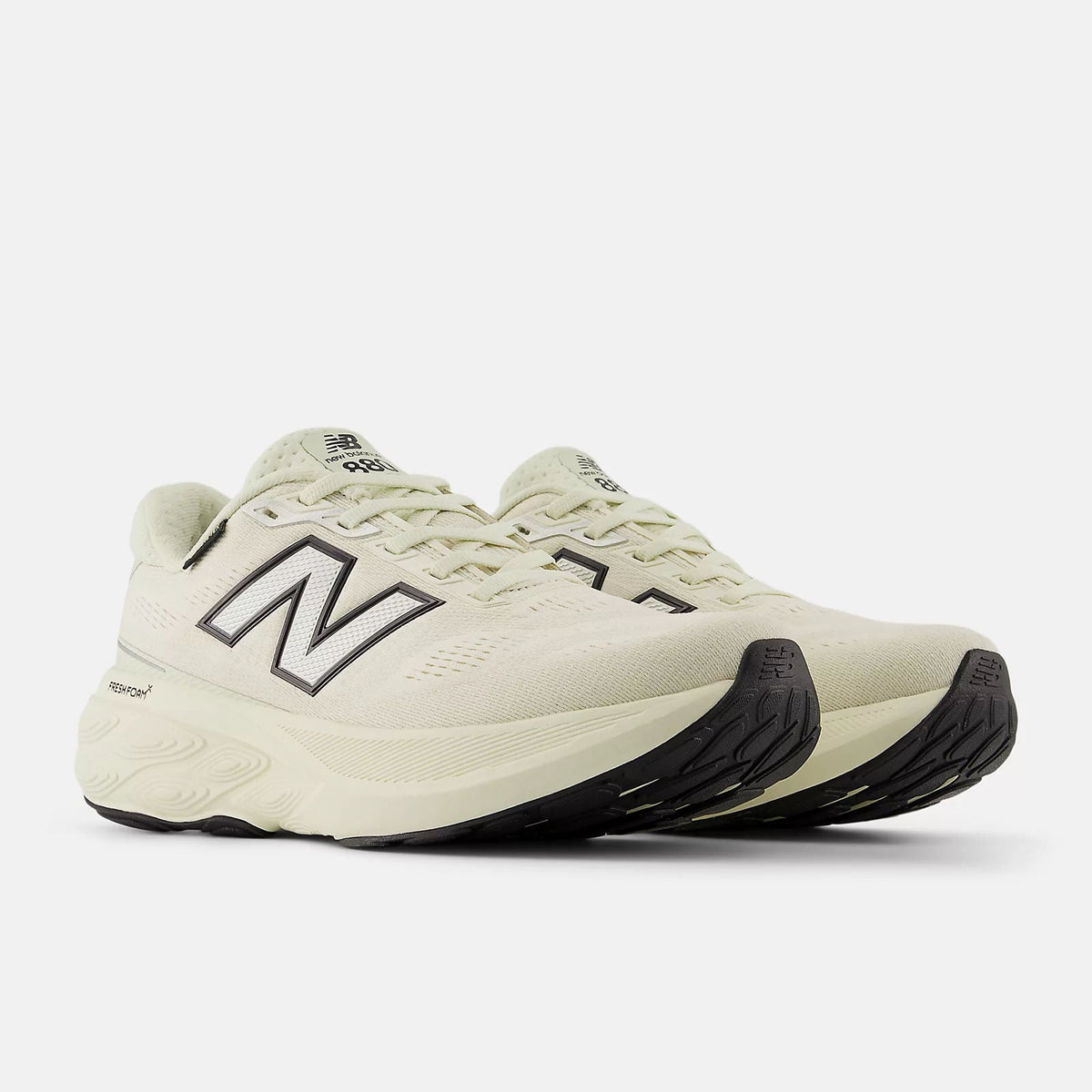 Women's 880v15 GORE-TEX Running Shoes