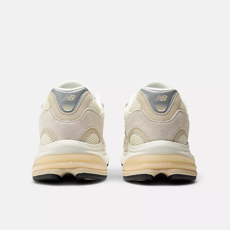 Unisex ABZORB 2010 Lifestyle Sneakers