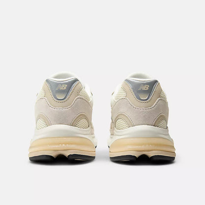 Unisex ABZORB 2010 Lifestyle Sneakers