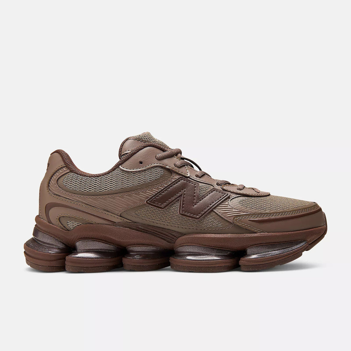 Unisex ABZORB 2000 Luxe Lifestyle Sneakers
