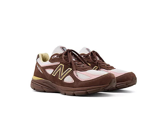 Unisex 990v4 Lifestyle Sneakers