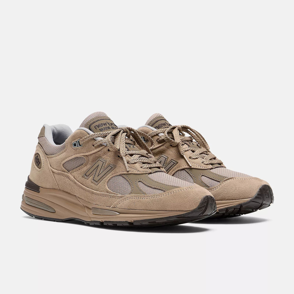 Unisex 991v2 Lifestyle Sneakers