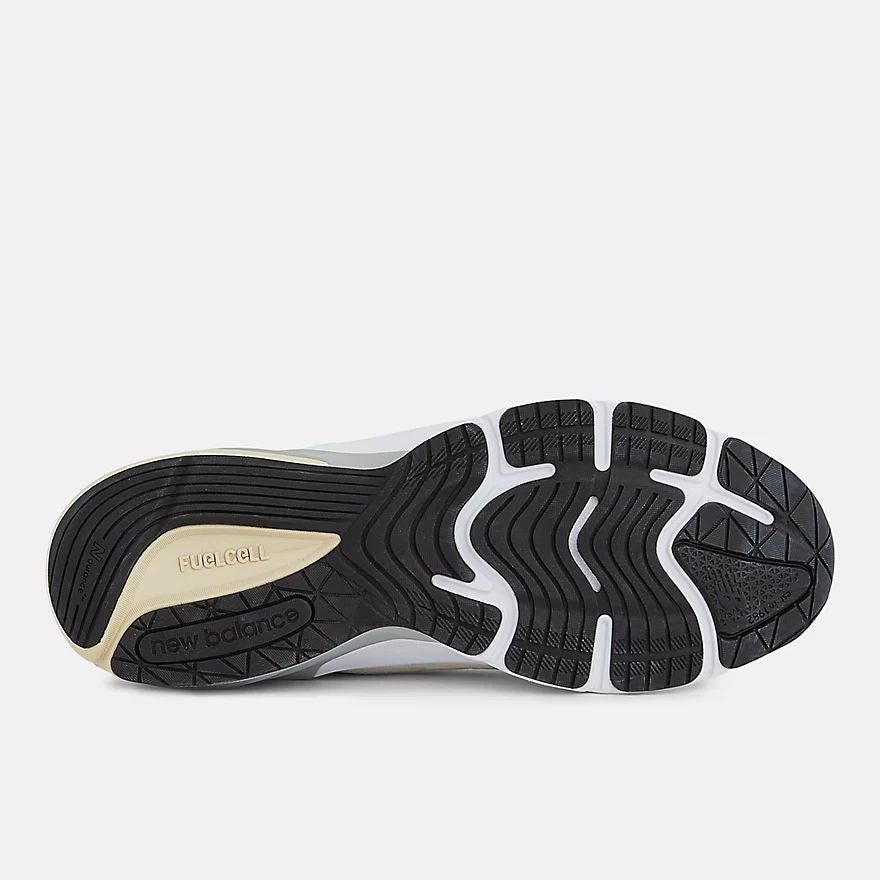 Unisex 990v6 Lifestyle Sneakers