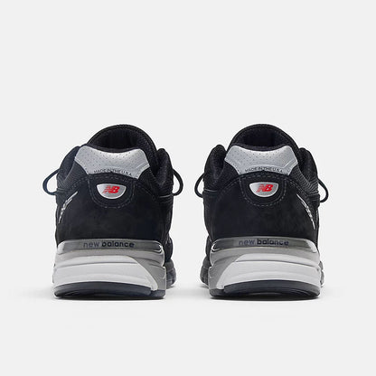Unisex 990v4 Lifestyle Sneakers