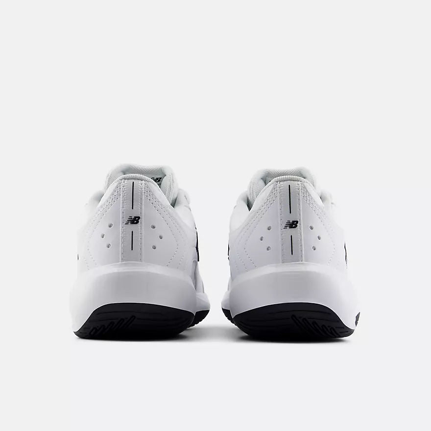 Women's 696v7 Tennis Shoes