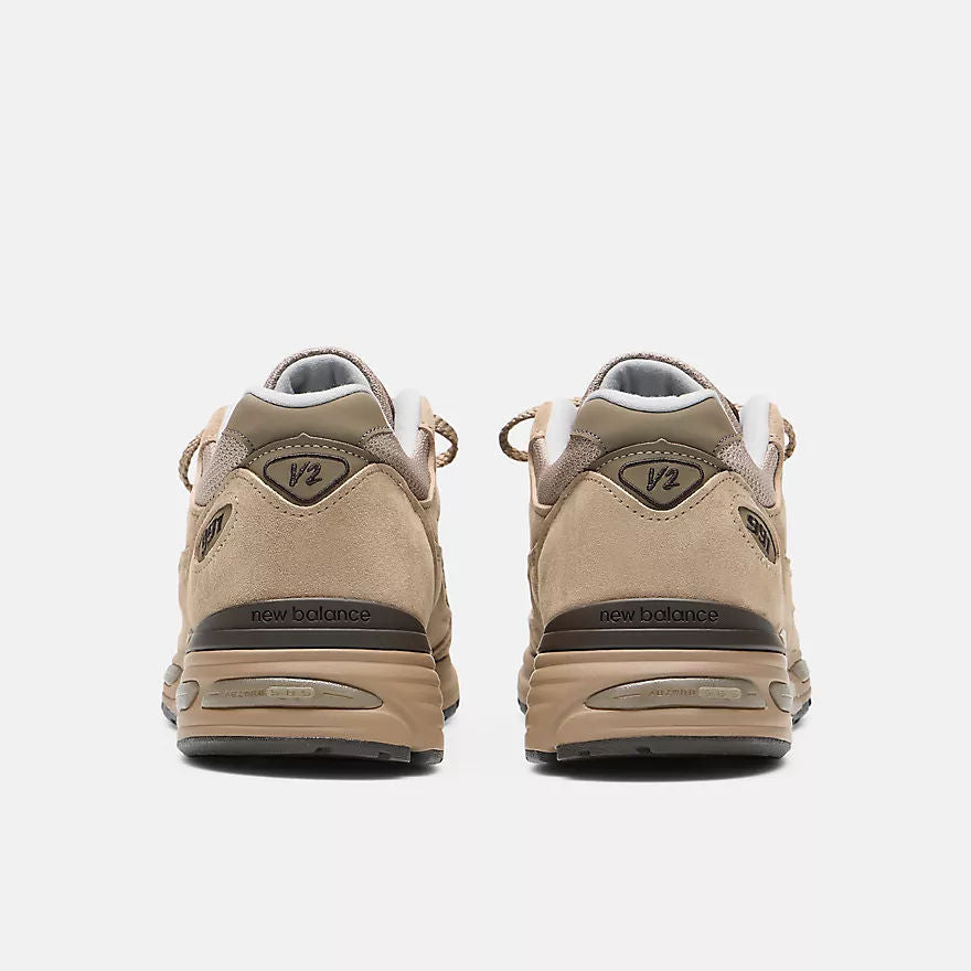 Unisex 991v2 Lifestyle Sneakers