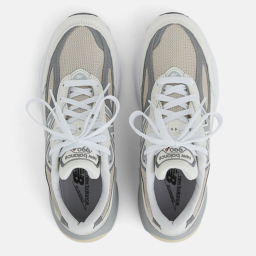 Unisex 990v6 Lifestyle Sneakers