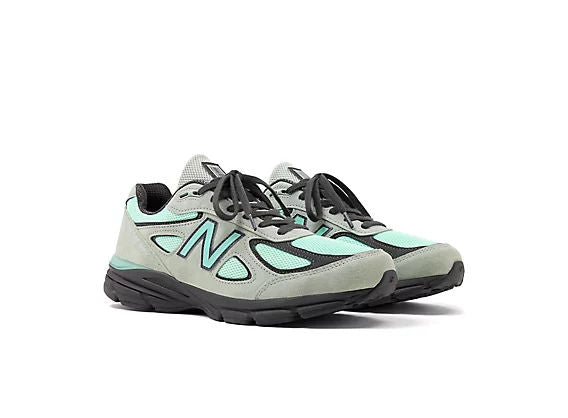 Unisex 990v4 Lifestyle Sneakers