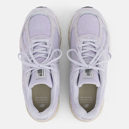 Unisex 990v4 Lifestyle Sneakers