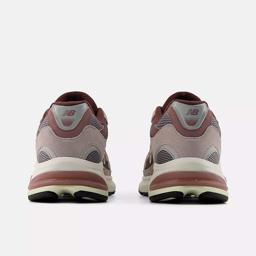 Unisex 2010 Lifestyle Sneakers