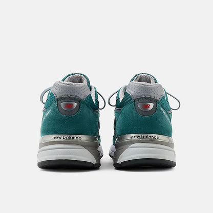 Unisex 990v4 Lifestyle Sneakers