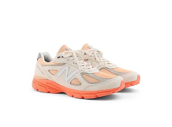 Unisex 990v4 Lifestyle Sneakers