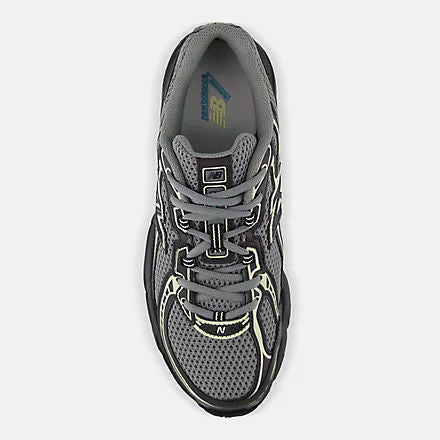 Unisex 740 Lifestyle Sneakers