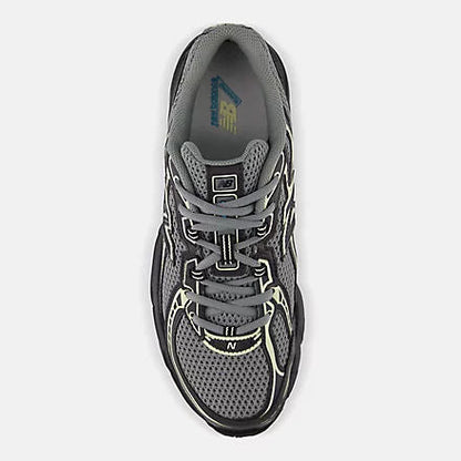 Unisex 740 Lifestyle Sneakers