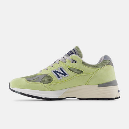 Unisex 991v2 Lifestyle Sneakers