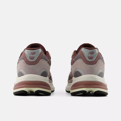 Unisex 2010 Lifestyle Sneakers