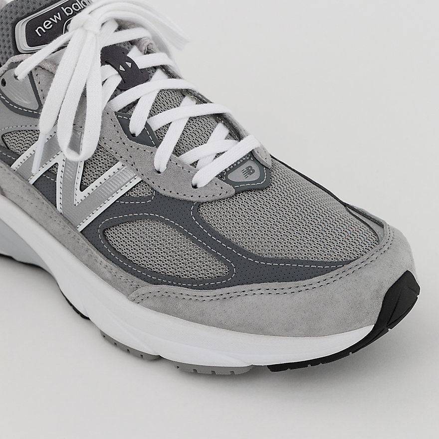 Women's 990v6 Lifestyle Sneakers