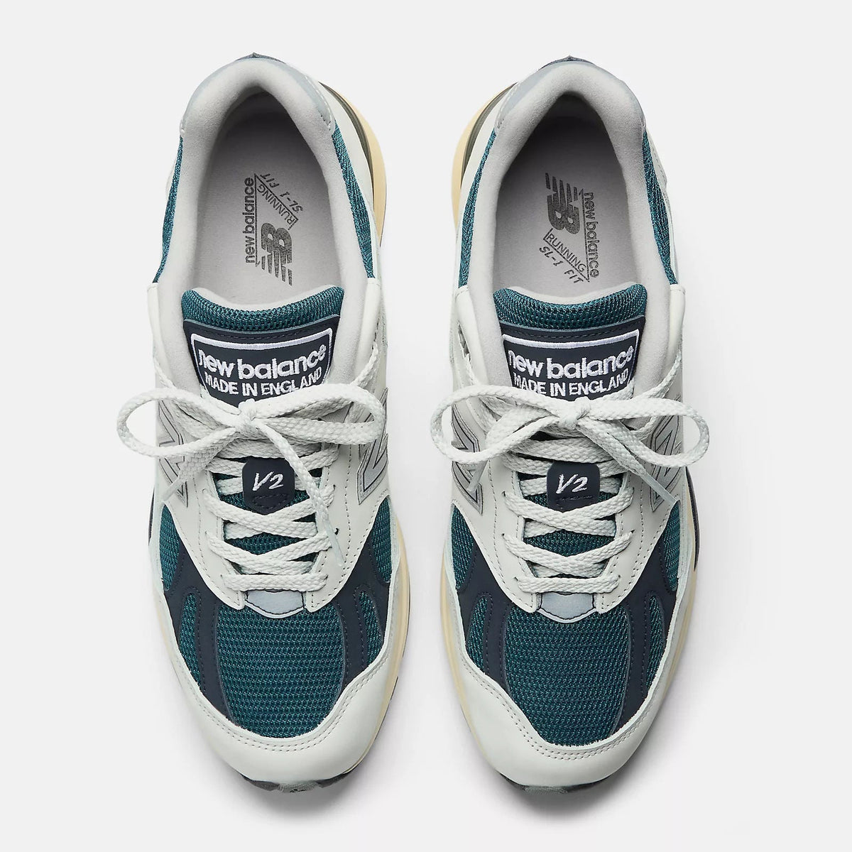 Unisex 991v2 Lifestyle Sneakers