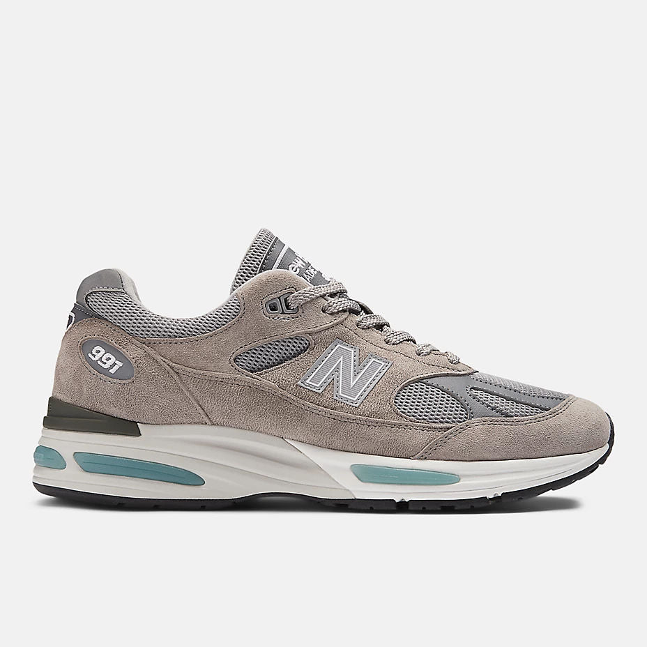 Unisex 991v2 Lifestyle Sneakers