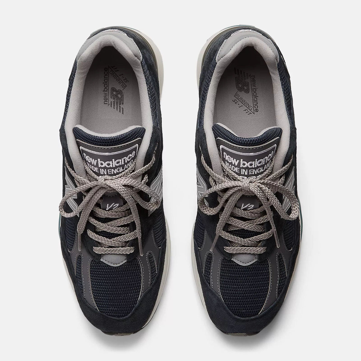 Unisex 991v2 Lifestyle Sneakers