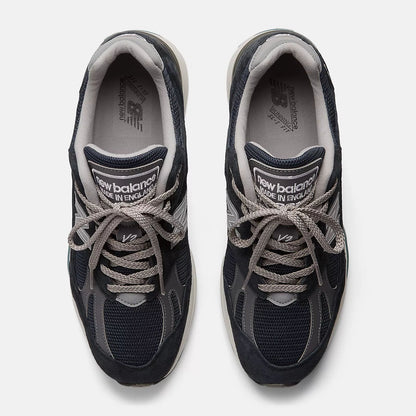 Unisex 991v2 Lifestyle Sneakers