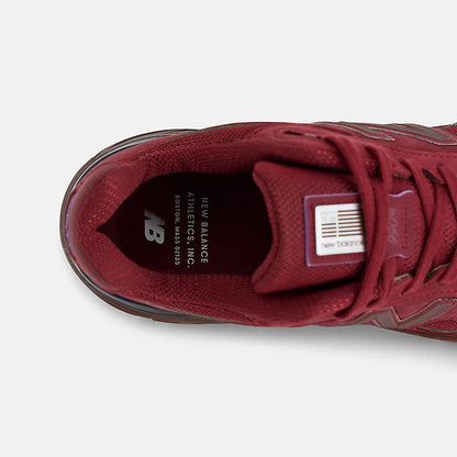 Unisex 990v4 Lifestyle Sneakers