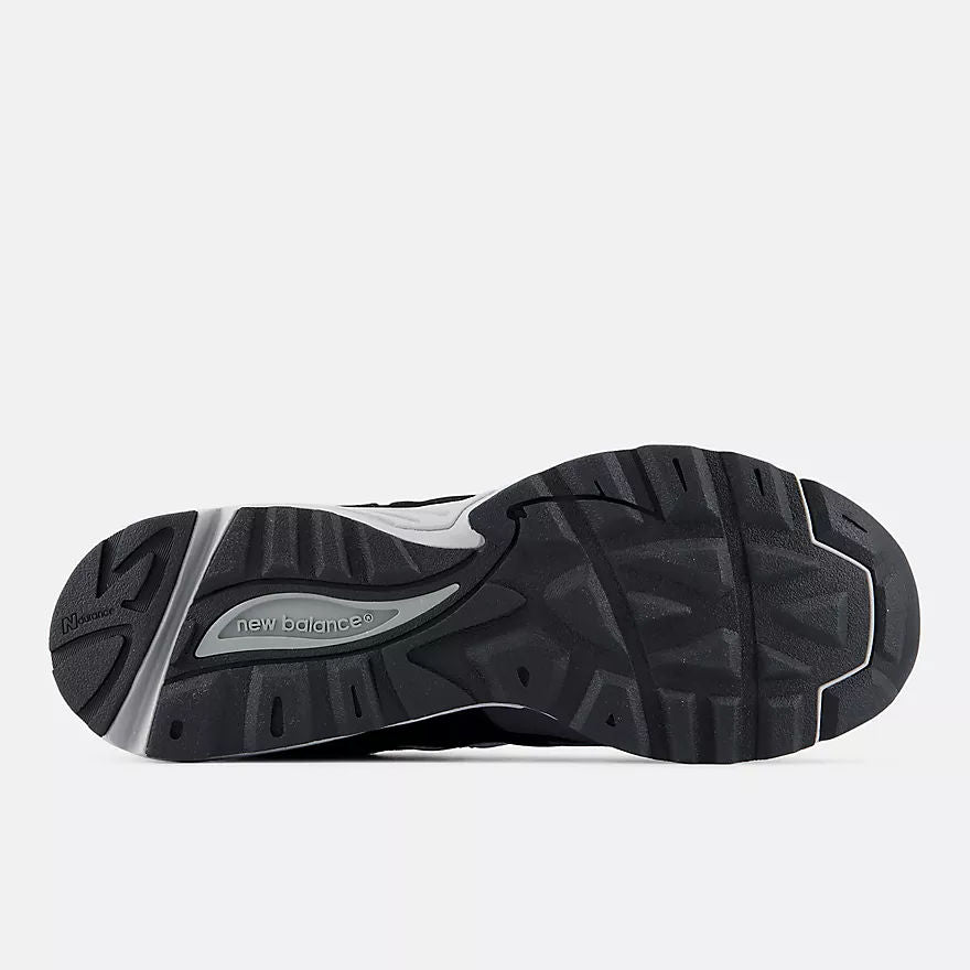 Unisex 880R Lifestyle Sneakers