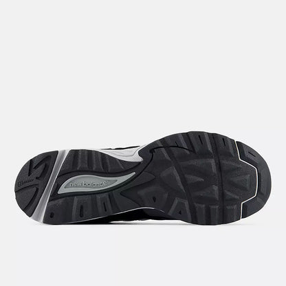 Unisex 880R Lifestyle Sneakers