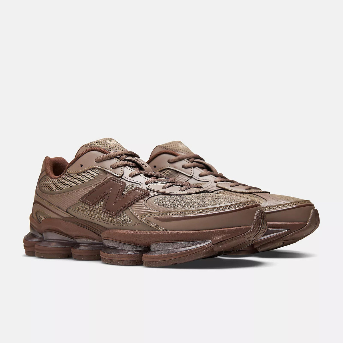 Unisex ABZORB 2000 Luxe Lifestyle Sneakers