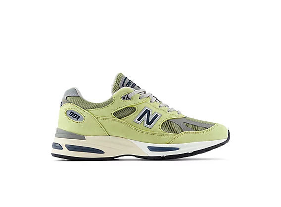 Unisex 991v2 Lifestyle Sneakers