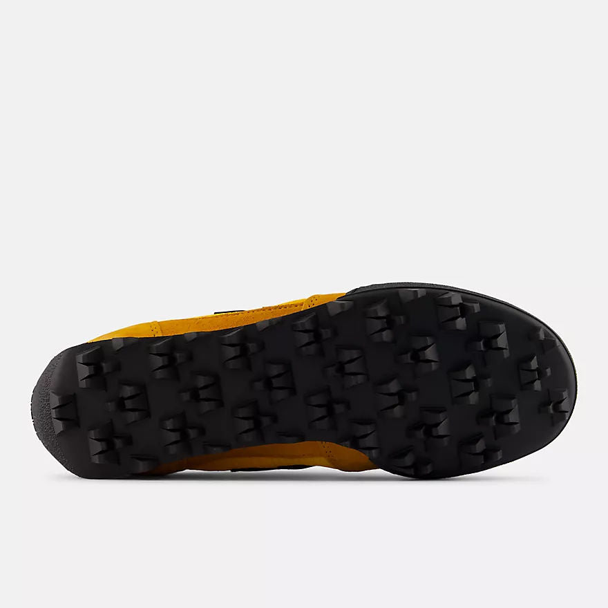 Unisex Gator Run Lifestyle Sneakers