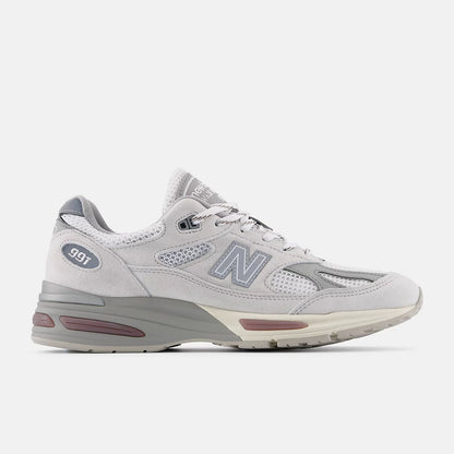 Unisex 991v2 Lifestyle Sneakers