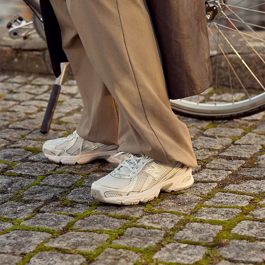 Unisex 740 Lifestyle Sneakers