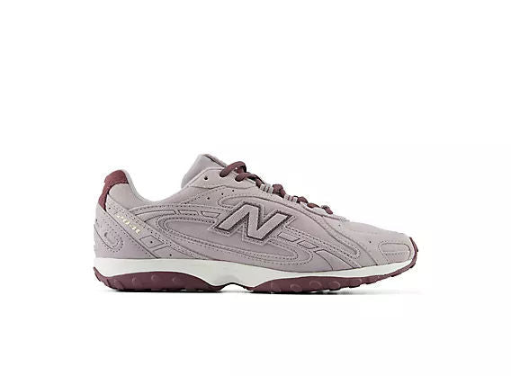 Unisex 204L Lifestyle Sneakers