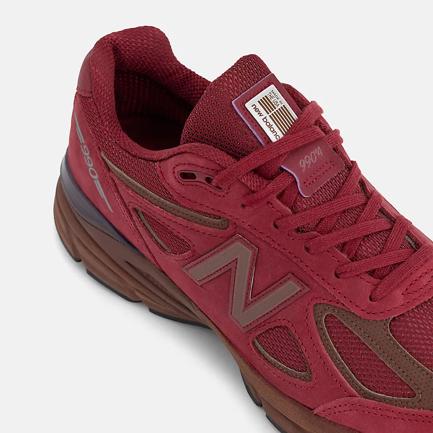 Unisex 990v4 Lifestyle Sneakers
