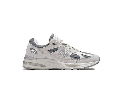 Unisex 991v2 Lifestyle Sneakers
