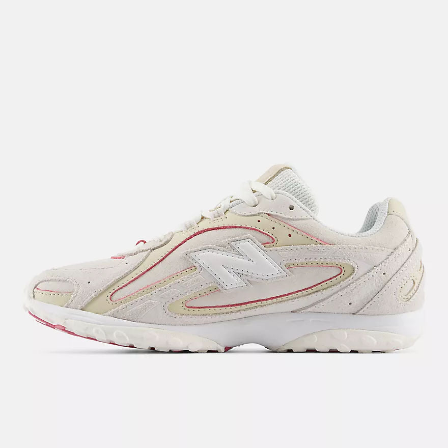 Unisex 204L Lifestyle Sneakers