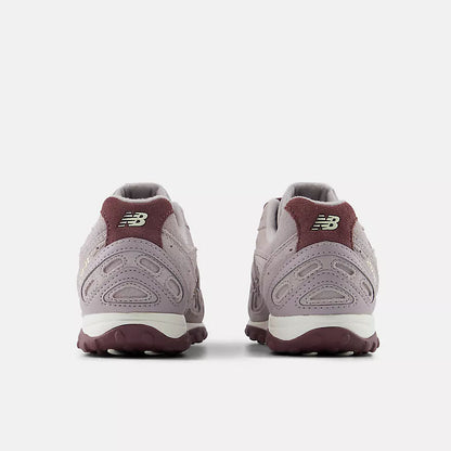 Unisex 204L Lifestyle Sneakers