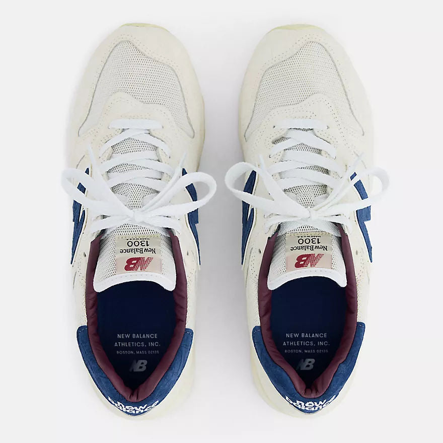 Unisex 1300 Lifestyle Sneakers