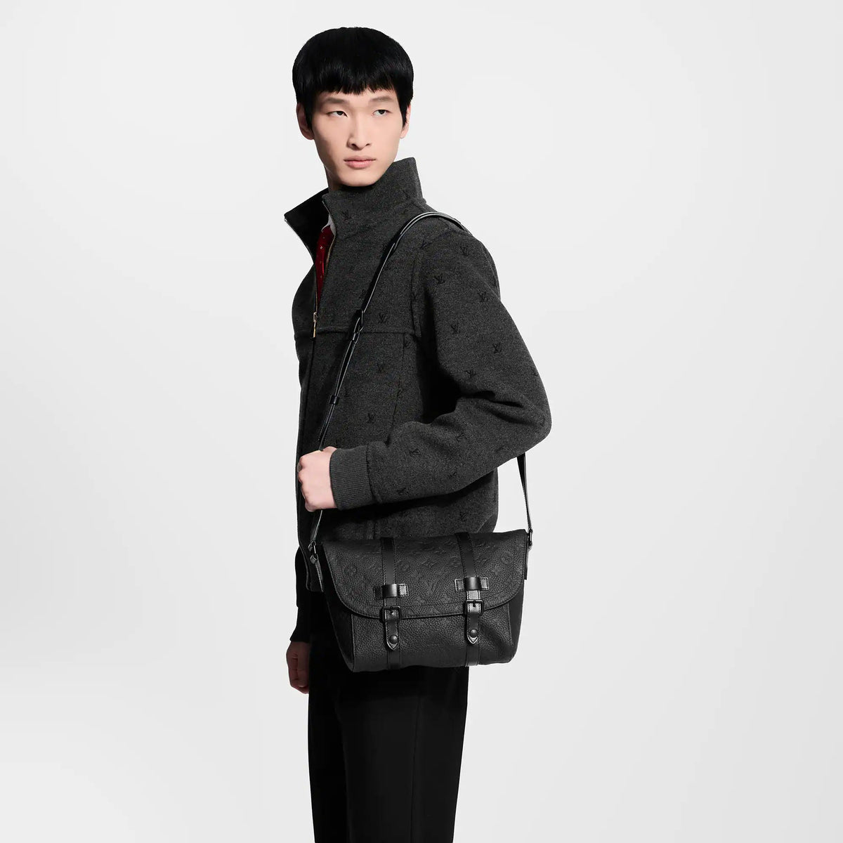 Men's Christopher Messenger Bag Monogram Taurillon